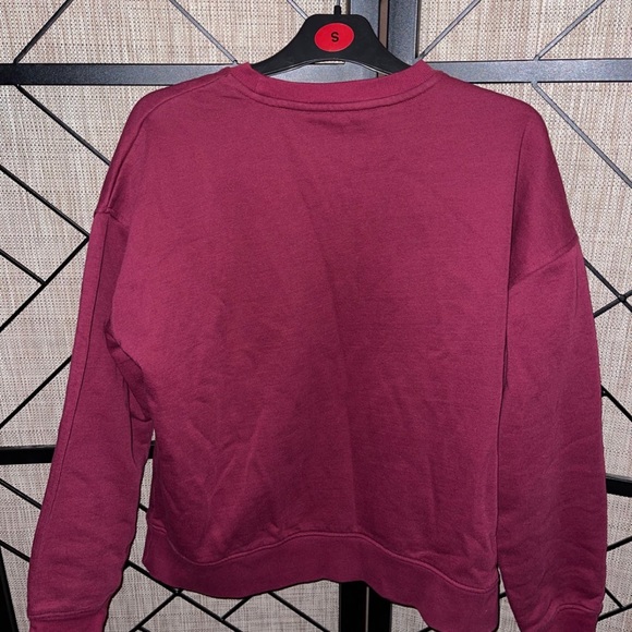 Burgundy Crew Neck - Picture 2 of 8
